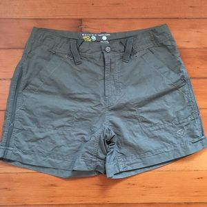 Mountain Hardwear women’s shorts